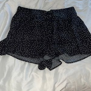 Polka dot flowy shorts